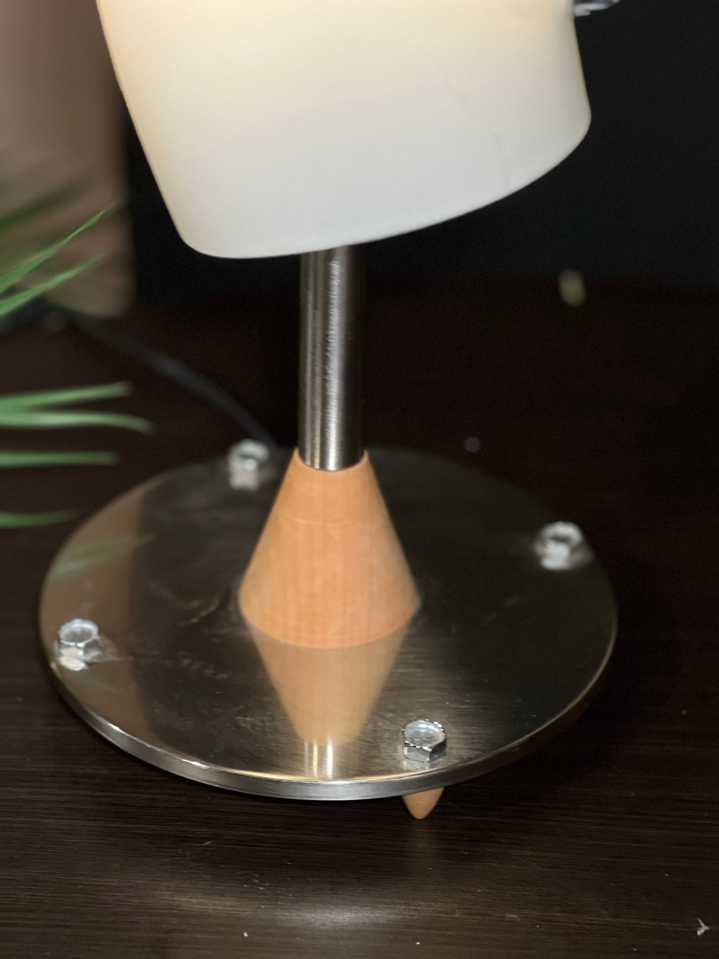 Bordlampe - Kvalitetsbrukt Møbel fra Hjembruket AS på Hjembruket