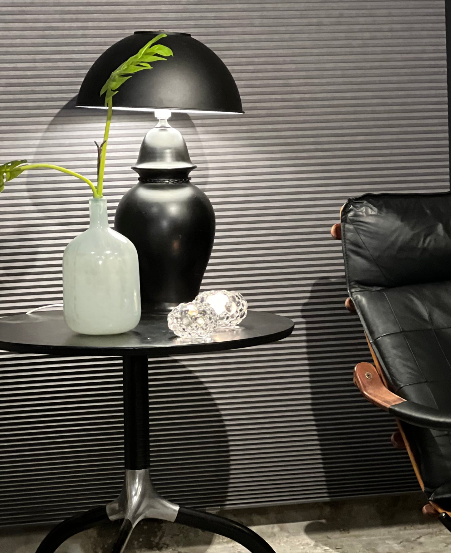 Bordlampe - Design Mystie - Kvalitetsbrukt Møbel fra Hjembruket AS på Hjembruket