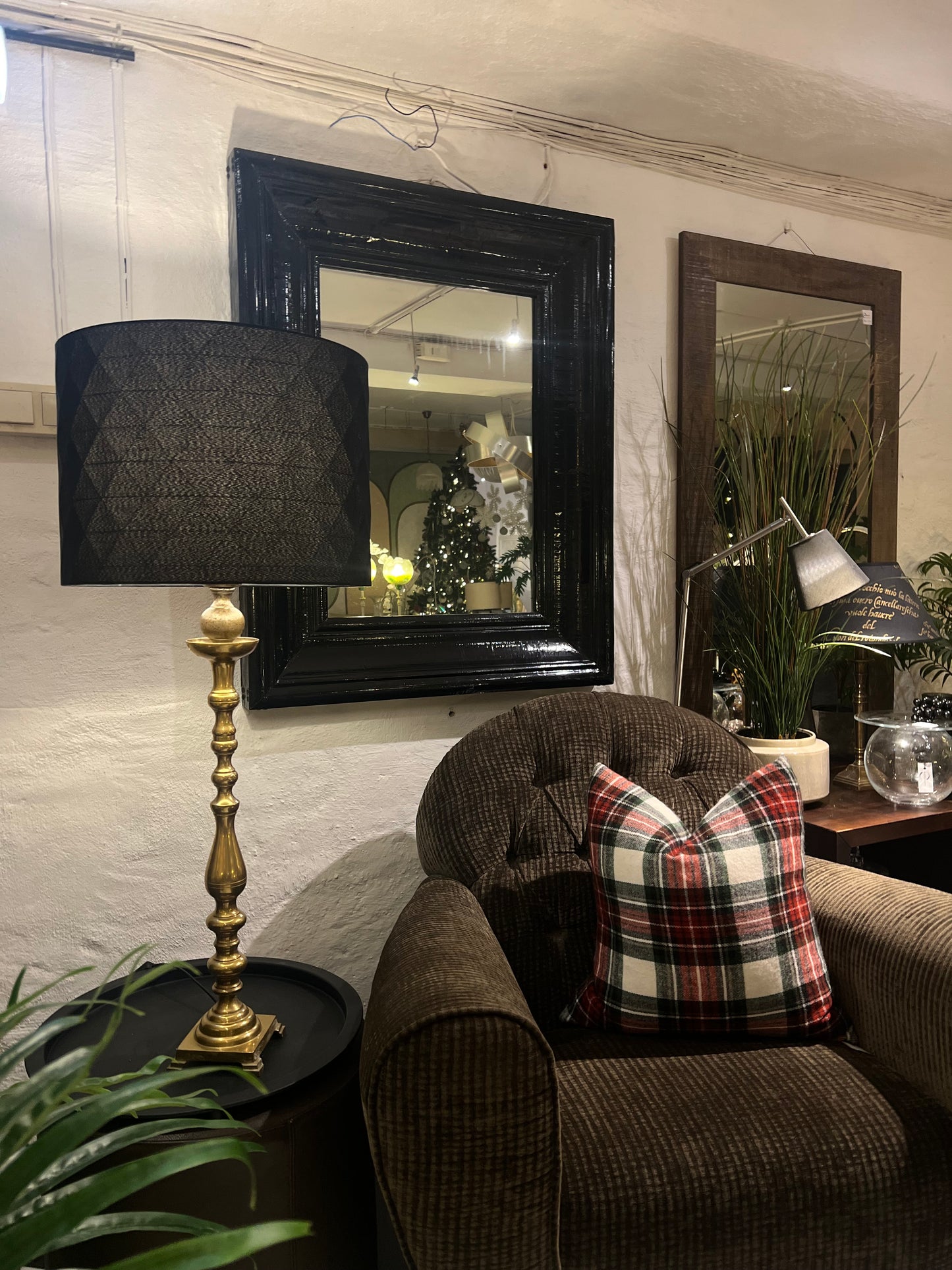 Majestetisk bordlampe - Kvalitetsbrukt Møbel fra Hjembruket AS på Hjembruket