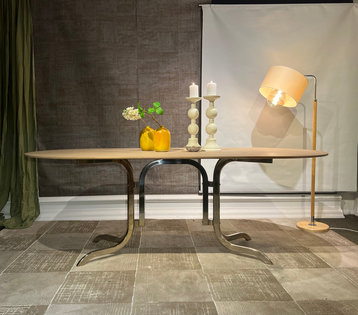Spisebord - Eik/ krom -Dansk design - Kvalitetsbrukt Møbel fra Hjembruket AS på Hjembruket