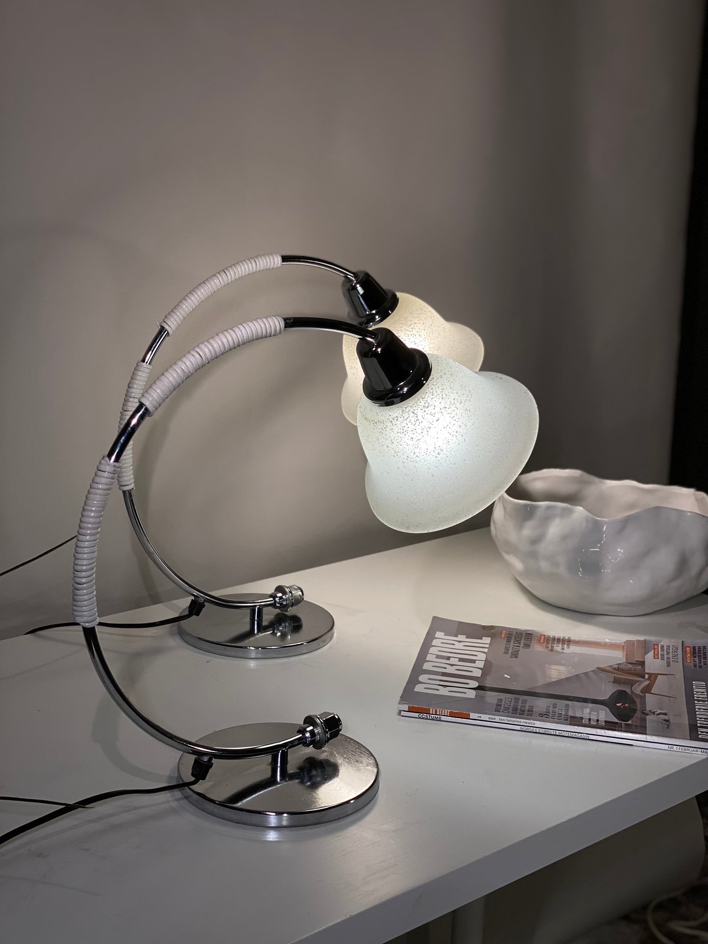 Bordlamper - Glass & krom - Kvalitetsbrukt Møbel fra Hjembruket AS på Hjembruket