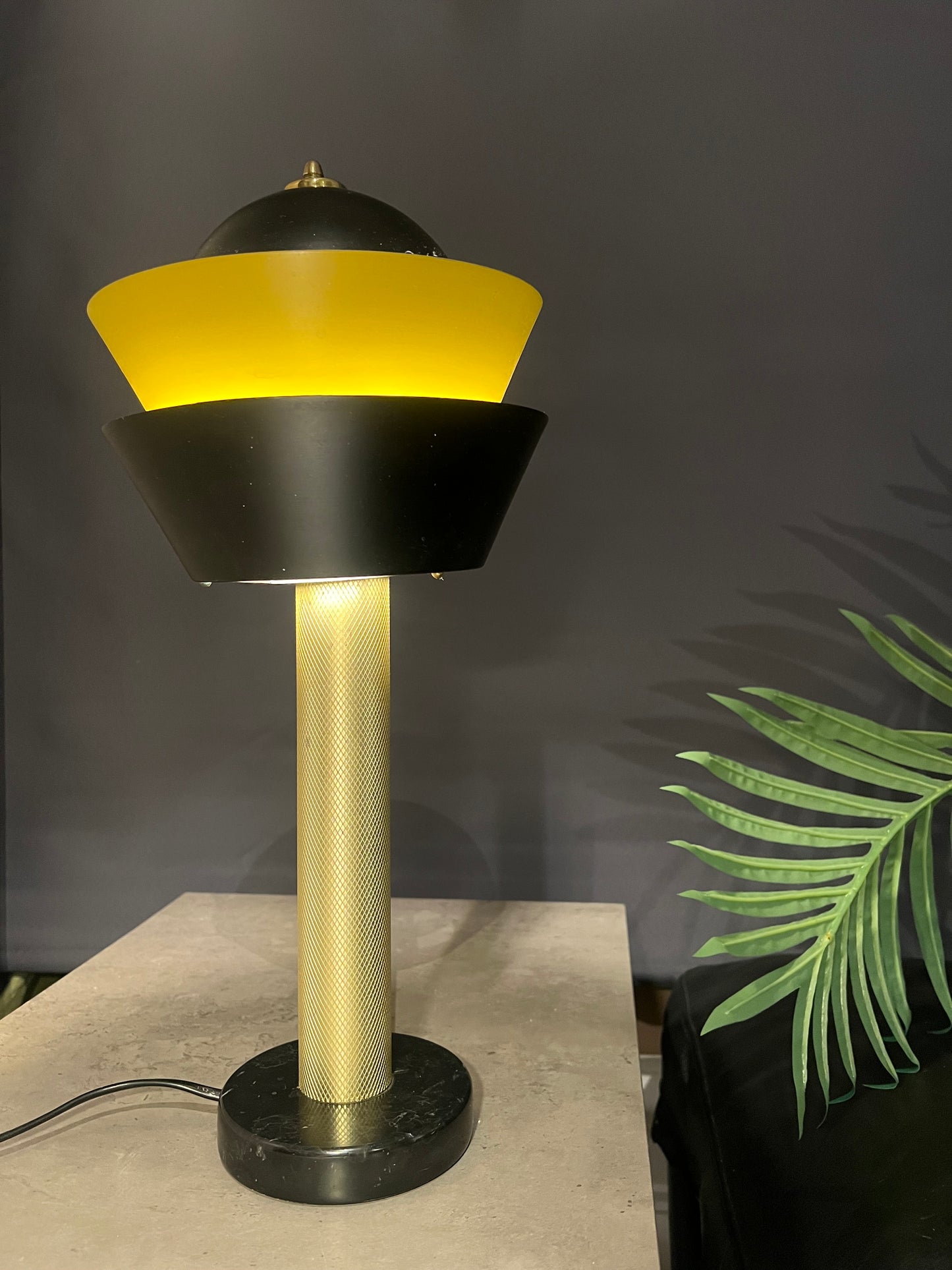 Bordlampe - ReMode - Kvalitetsbrukt Møbel fra Hjembruket AS på Hjembruket
