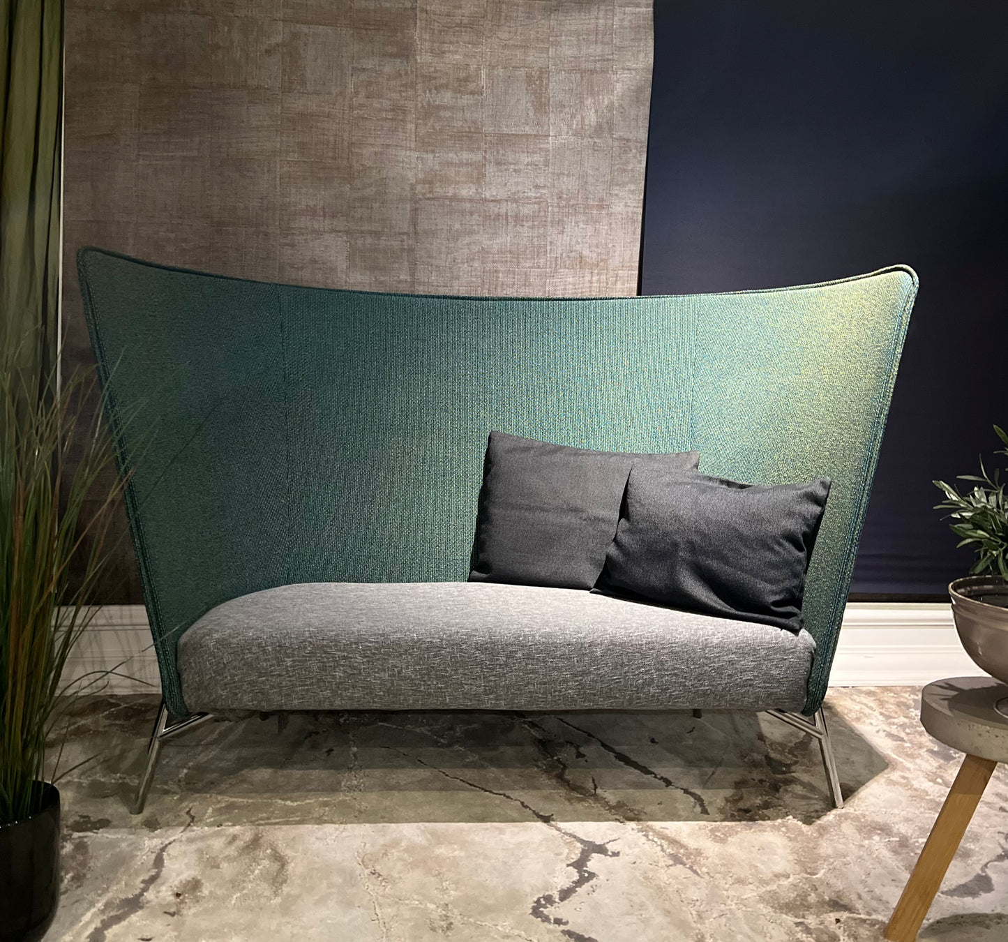 Inno Aura - Designsofa - Kvalitetsbrukt Møbel fra Hjembruket AS på Hjembruket