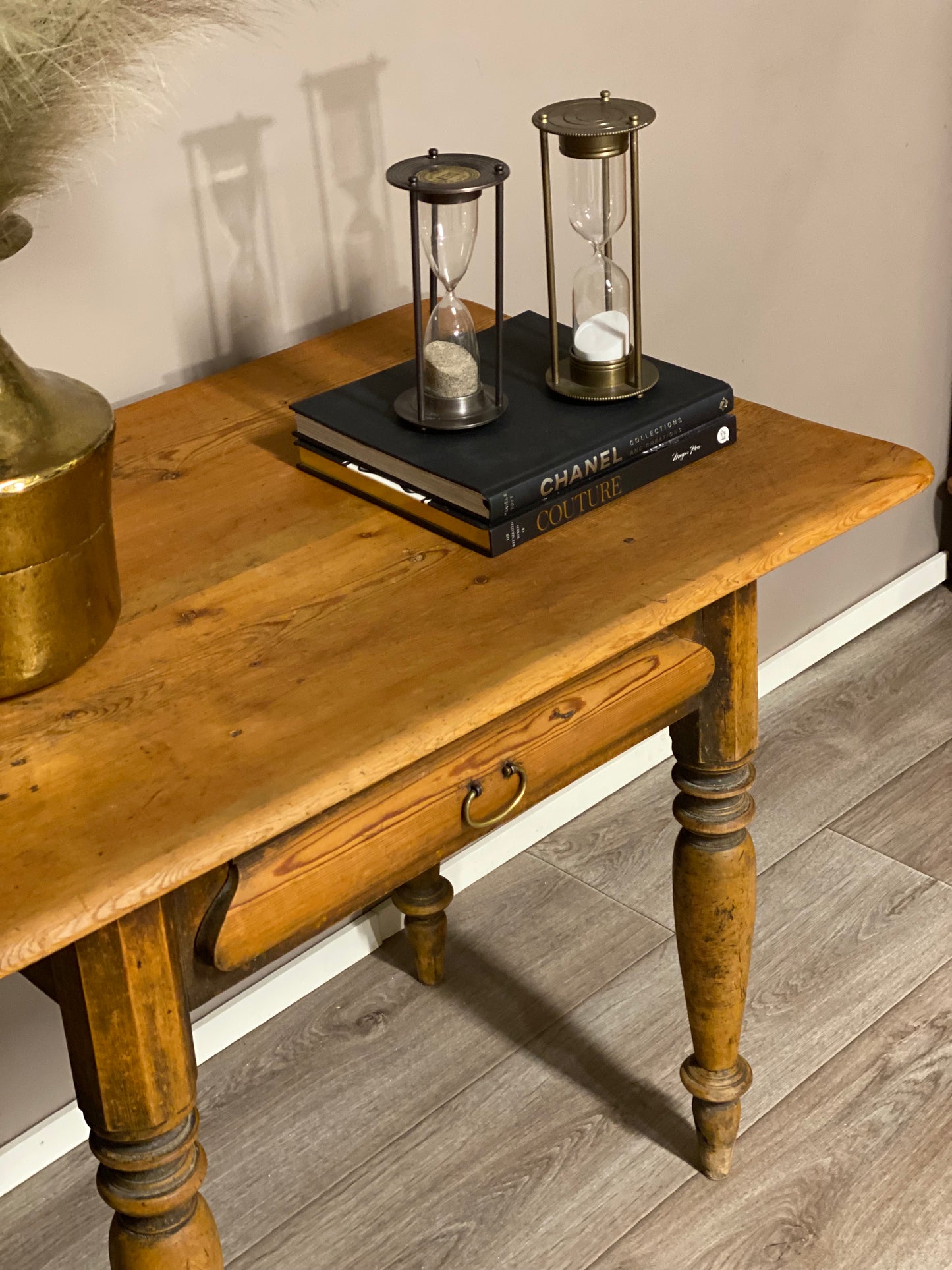 Biedermeier konsollbord - Kvalitetsbrukt Møbel fra Hjembruket på Hjembruket