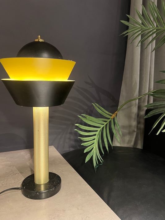 Bordlampe - ReMode - Kvalitetsbrukt Møbel fra Hjembruket AS på Hjembruket