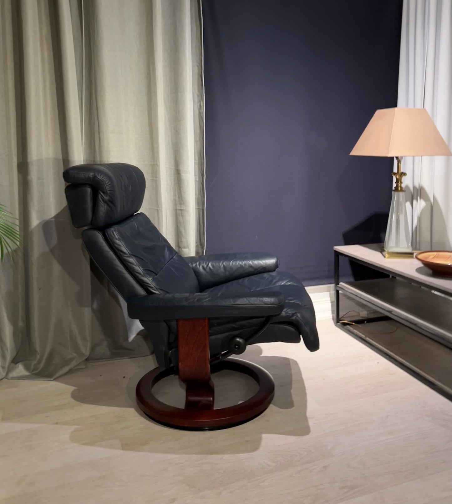 Ekornes Stressless - Orion - Kvalitetsbrukt Møbel fra Hjembruket AS på Hjembruket