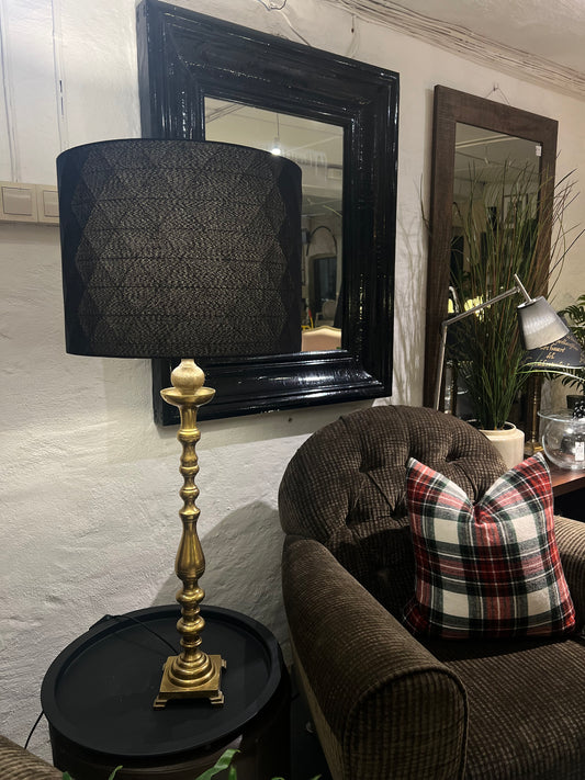 Majestetisk bordlampe - Kvalitetsbrukt Møbel fra Hjembruket AS på Hjembruket