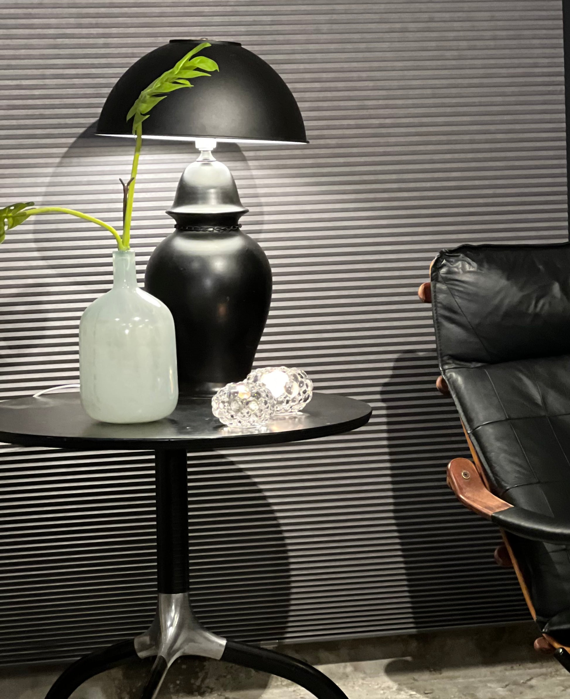 Bordlampe - Design Mystie - Kvalitetsbrukt Møbel fra Hjembruket AS på Hjembruket