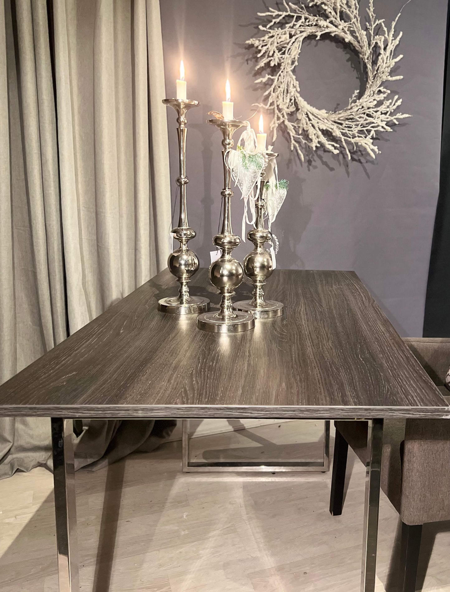 Spisebord / Kjøkkenbord