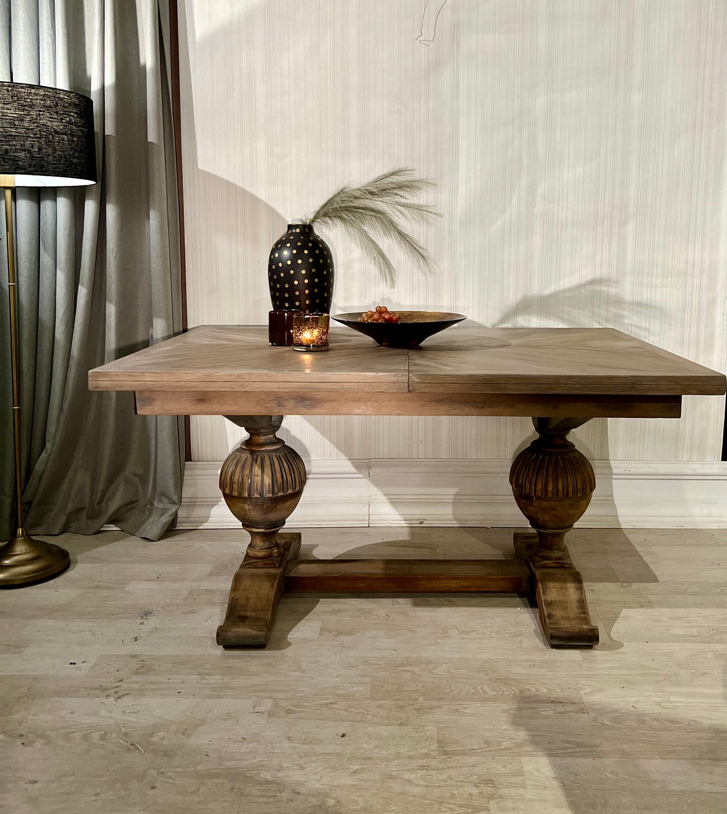 Spisebord - French Country style - Kvalitetsbrukt Møbel fra Hjembruket AS på Hjembruket