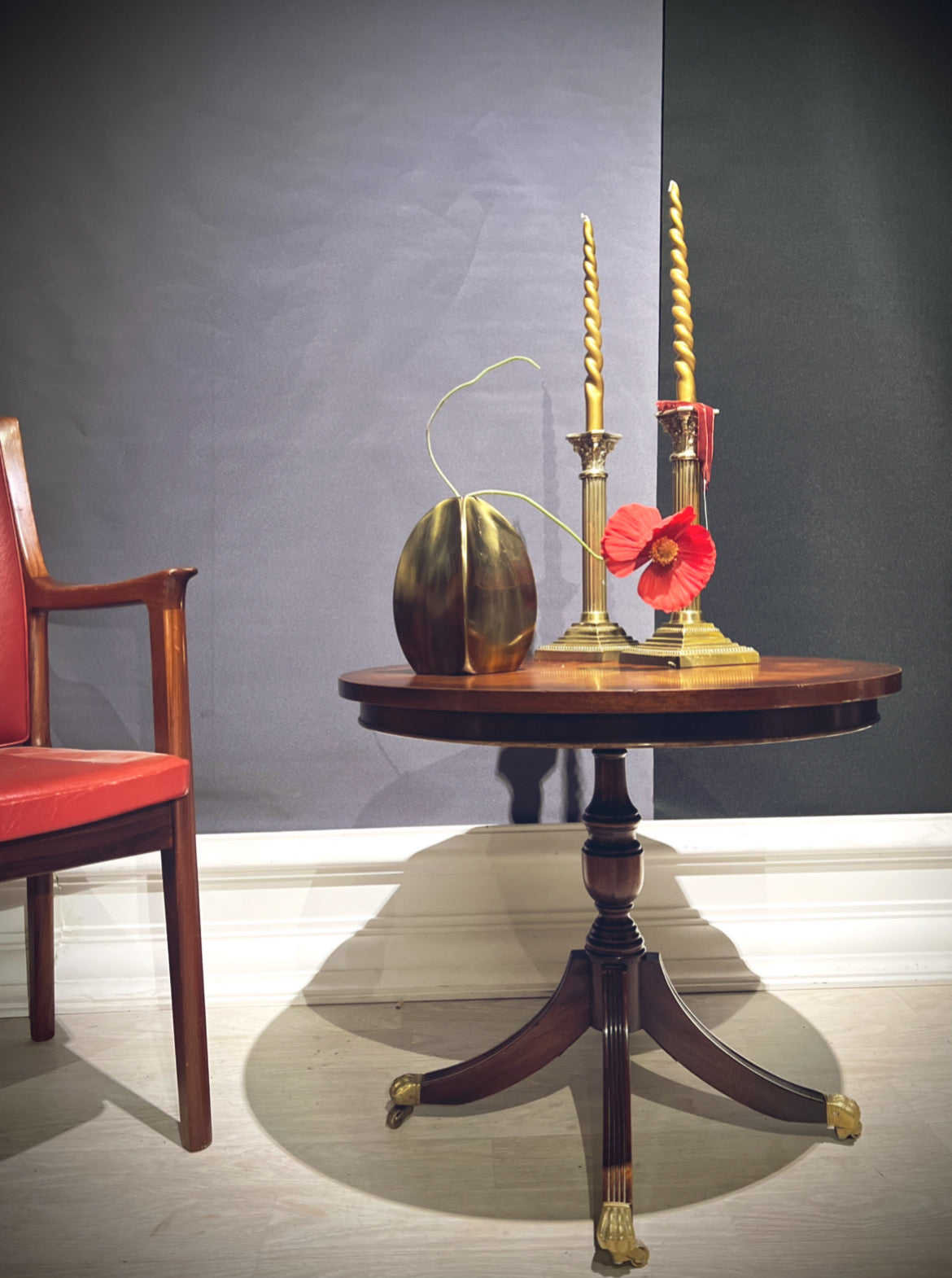 Mahogni sidebord løveføtter - Kvalitetsbrukt Møbel fra Hjembruket AS på Hjembruket