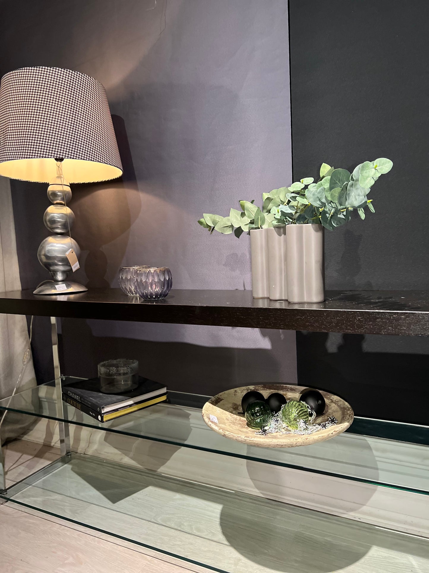 Konsollbord  - Krom & glass - Kvalitetsbrukt Møbel fra Hjembruket AS på Hjembruket