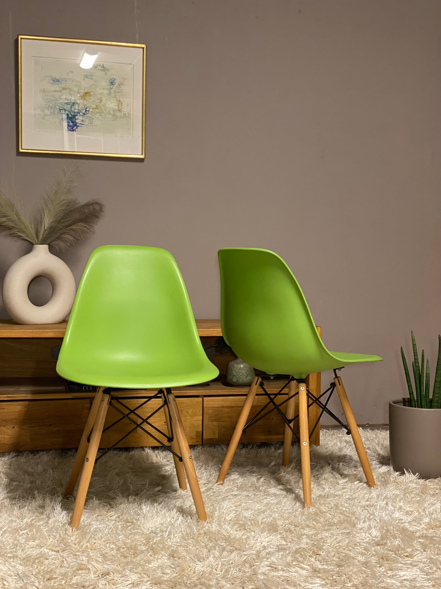 Knall grønne stoler - Kvalitetsbrukt Møbel fra Hjembruket på Hjembruket