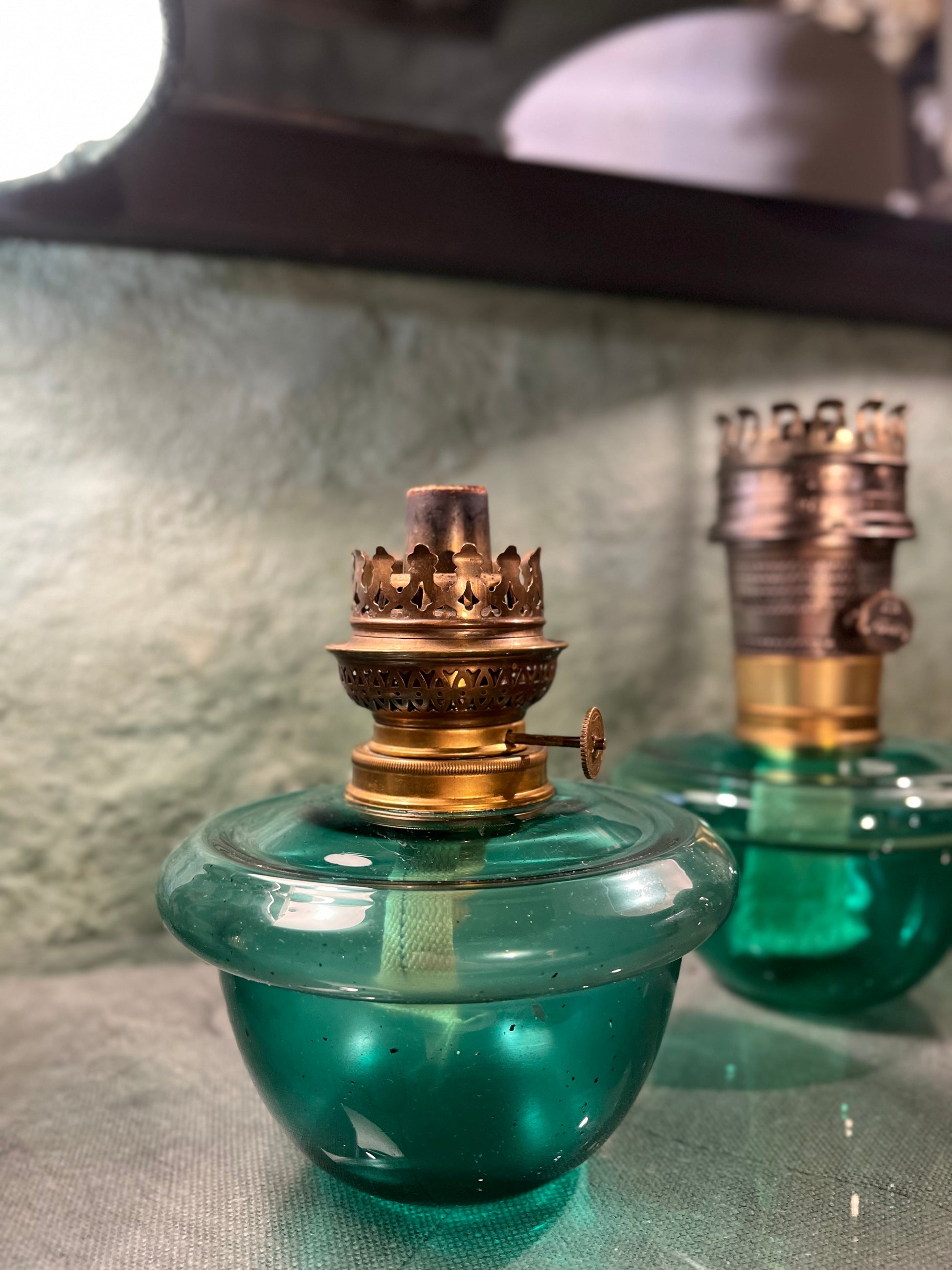 Alddin Parafinlmper - Smaragdgrønn - Kvalitetsbrukt Møbel fra Hjembruket AS på Hjembruket