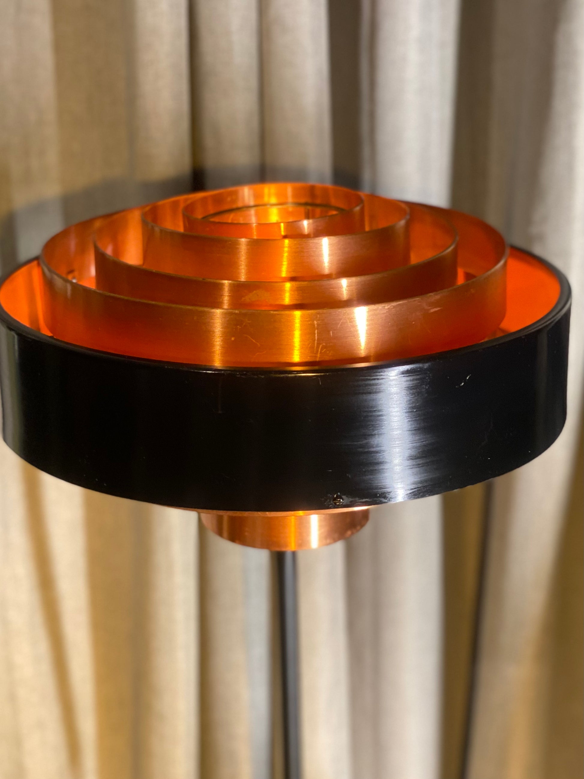 T.Røste&Co lampe - Kvalitetsbrukt Møbel fra Hjembruket AS på Hjembruket