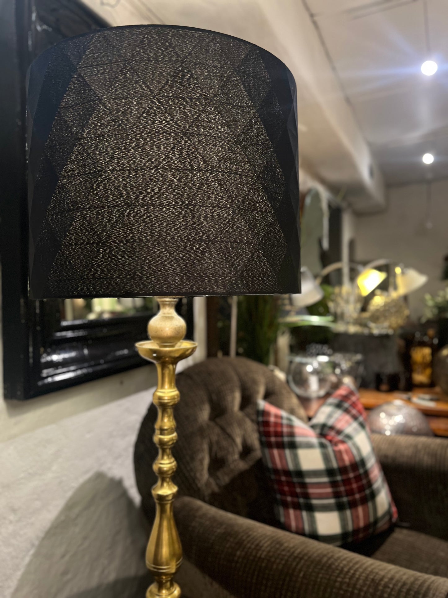 Majestetisk bordlampe - Kvalitetsbrukt Møbel fra Hjembruket AS på Hjembruket