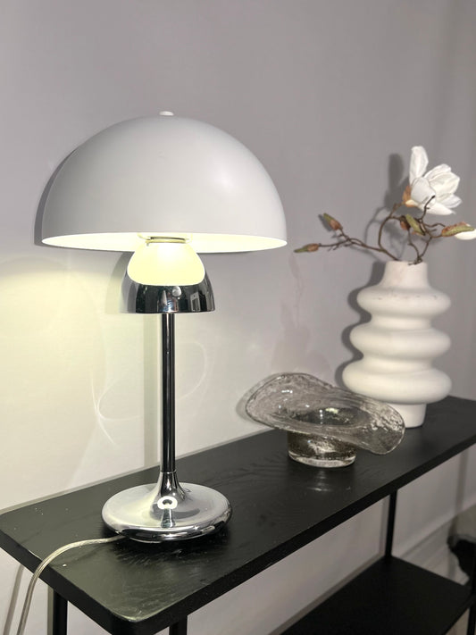 ReMode Bordlampe - Kvalitetsbrukt Møbel fra Hjembruket AS på Hjembruket