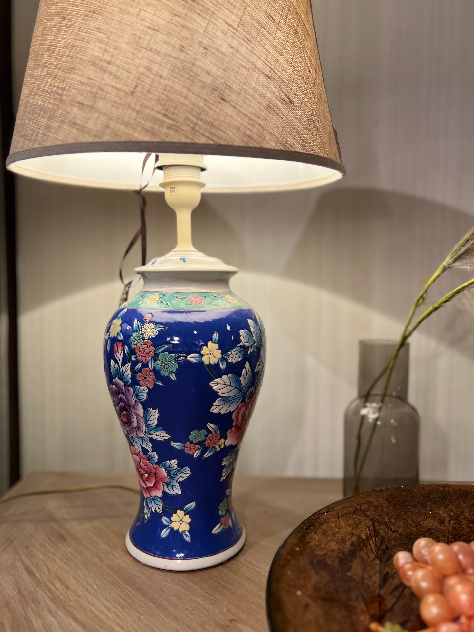 Bordlampe- China Porcelain - Kvalitetsbrukt Møbel fra Hjembruket AS på Hjembruket