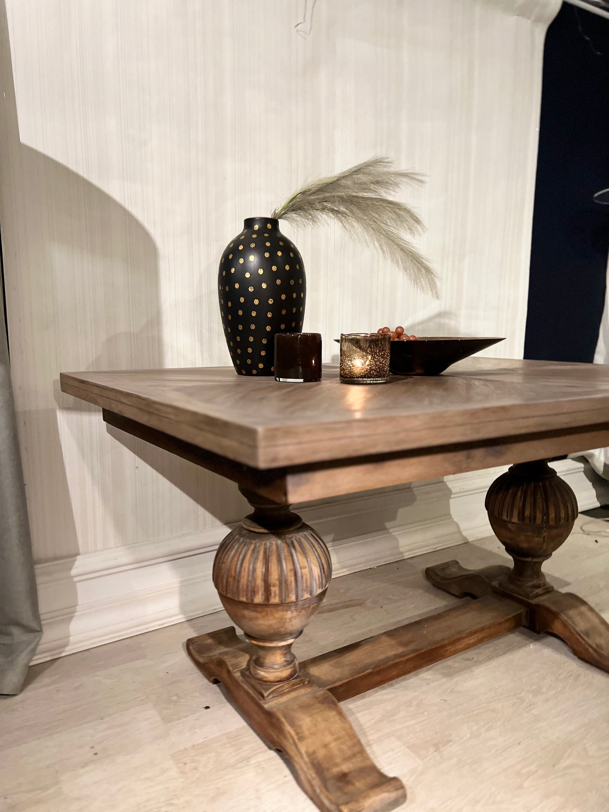 Spisebord - French Country style - Kvalitetsbrukt Møbel fra Hjembruket AS på Hjembruket