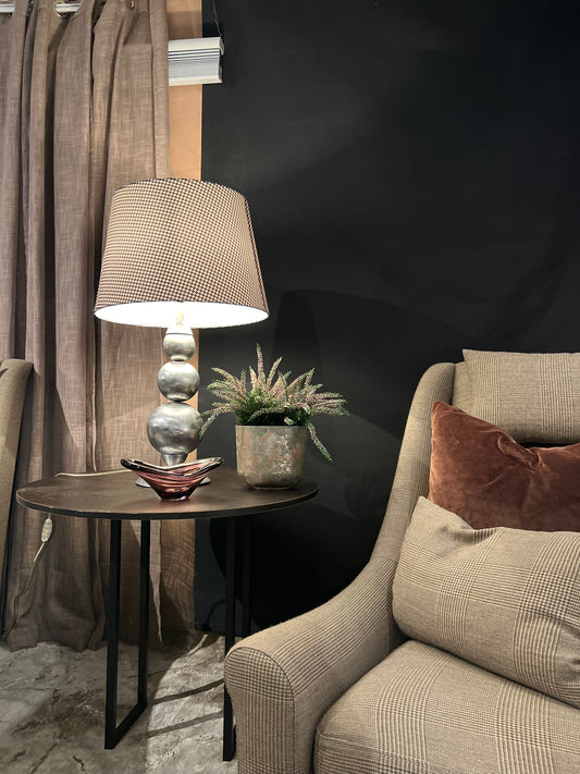 Elegant & stor bordlampe - Kvalitetsbrukt Møbel fra Hjembruket AS på Hjembruket