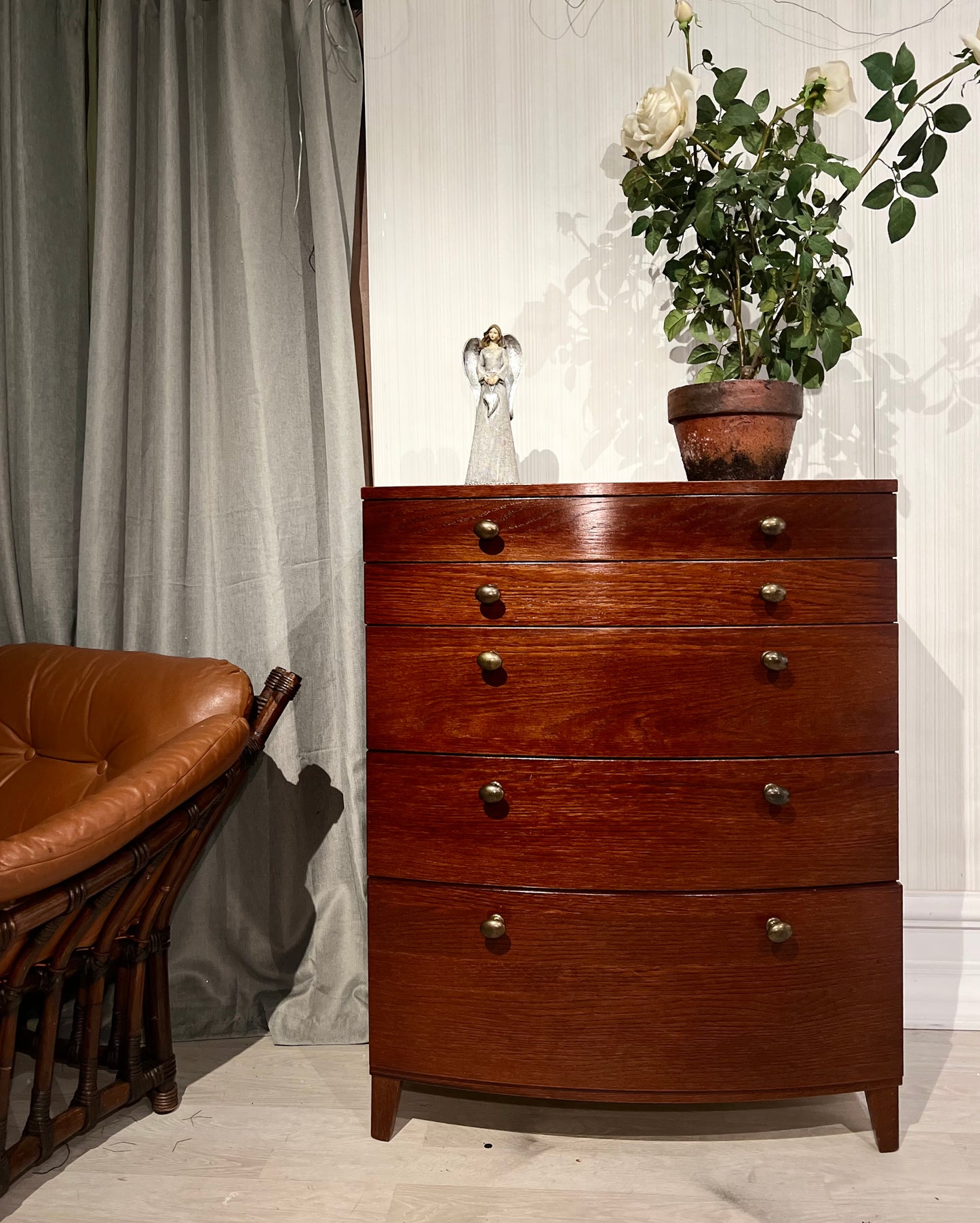 Elegant buet kommode