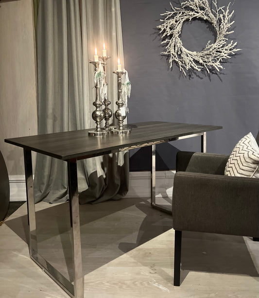 Spisebord / Kjøkkenbord