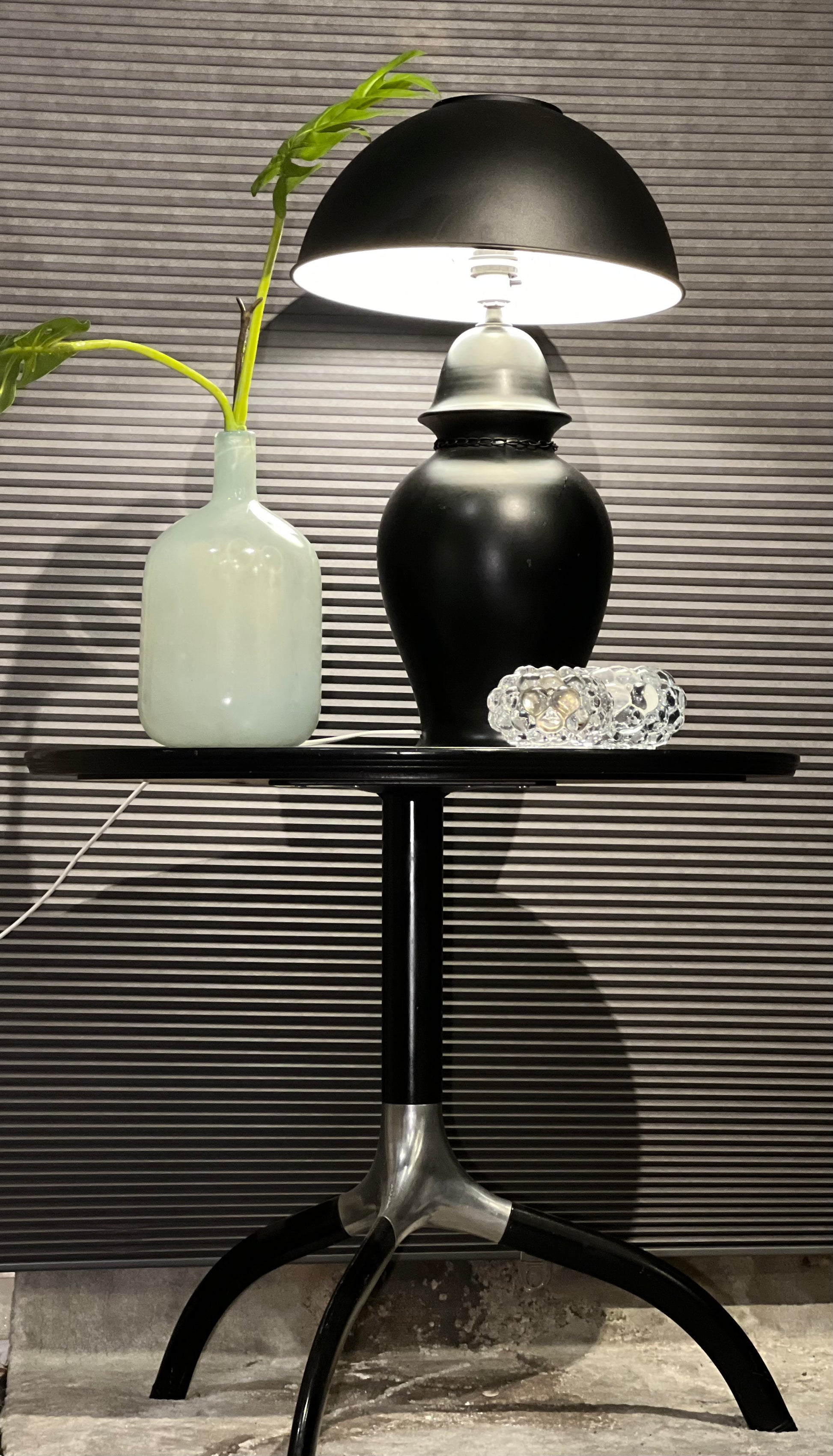 Bordlampe - Design Mystie - Kvalitetsbrukt Møbel fra Hjembruket AS på Hjembruket