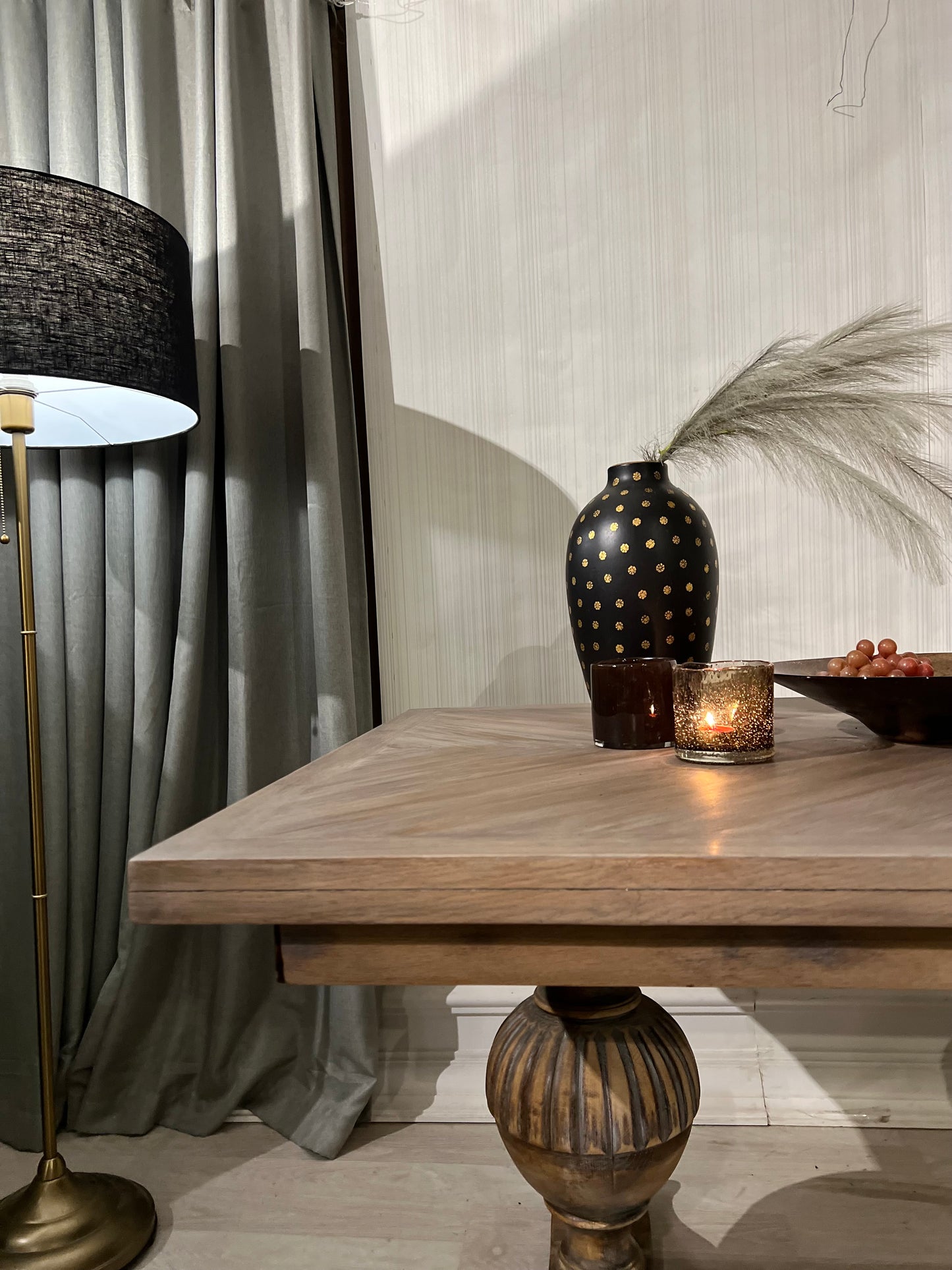 Spisebord - French Country style - Kvalitetsbrukt Møbel fra Hjembruket AS på Hjembruket