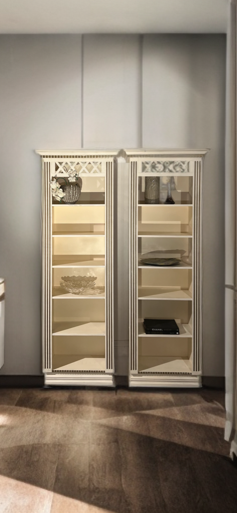 Høyskap heltre - Kvalitetsbrukt Møbel fra Hjembruket AS på Hjembruket