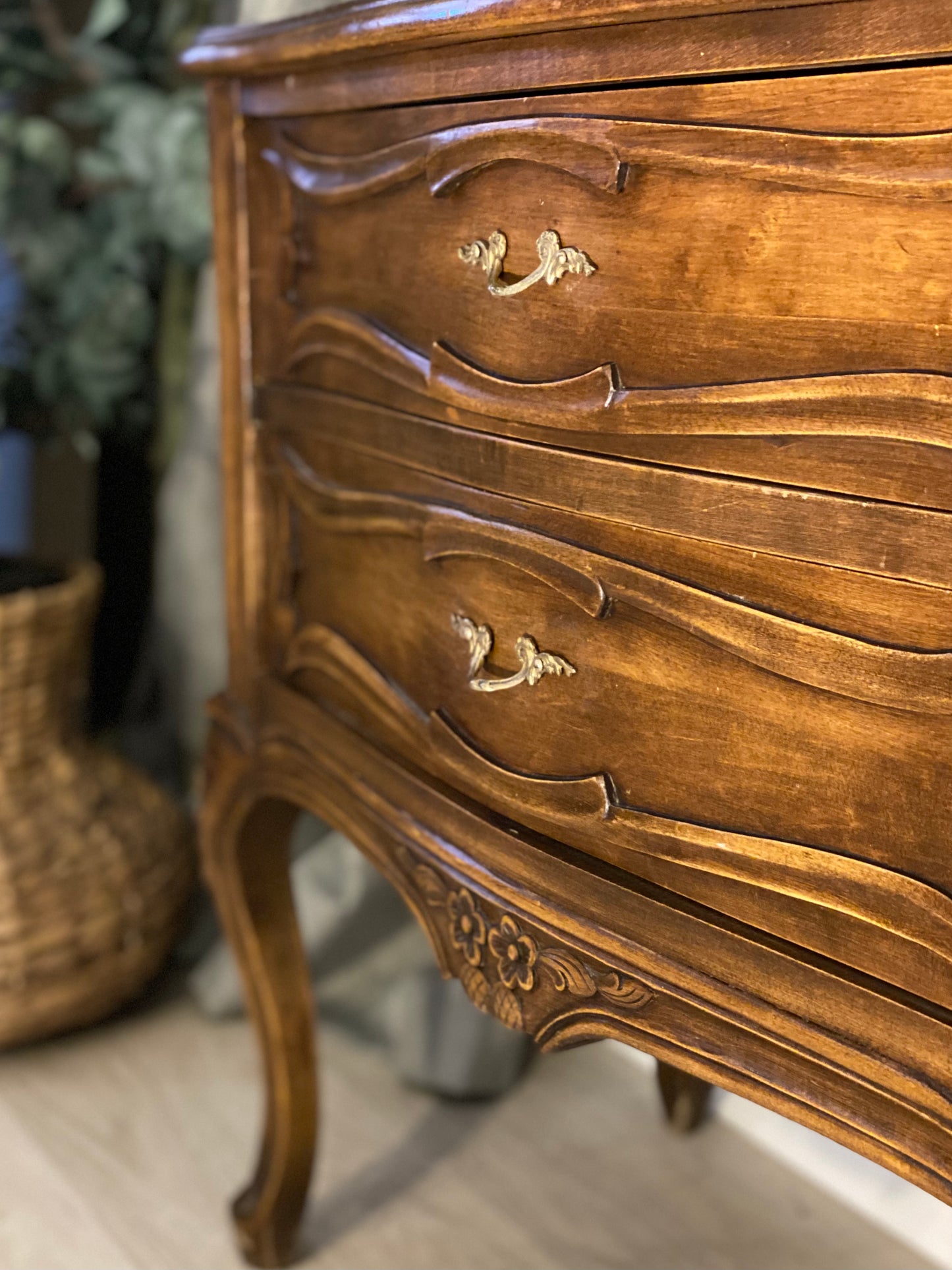 Louis XV - French dresser
