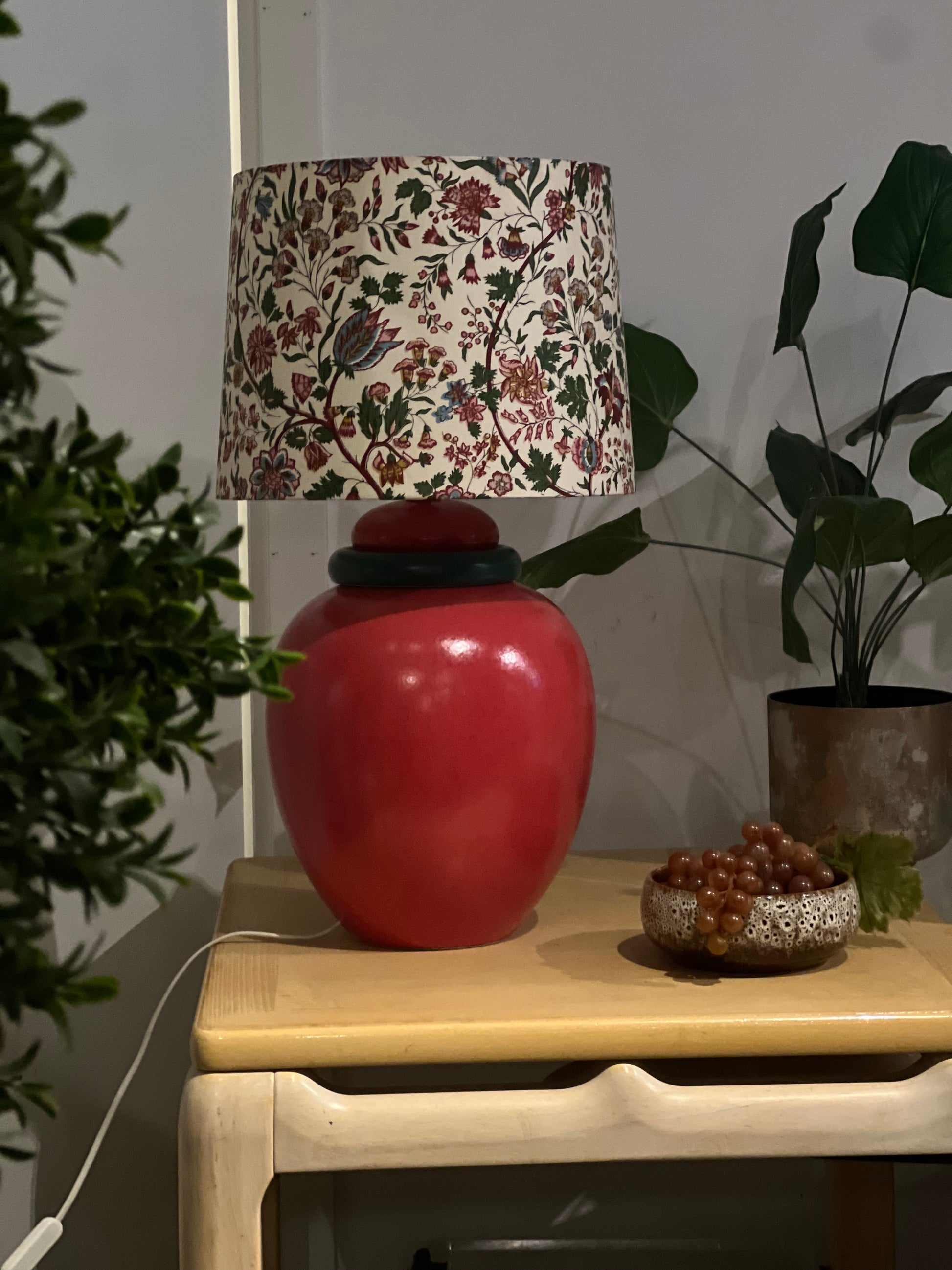 Fransk vintage - Kostka bordlampe - Kvalitetsbrukt Møbel fra Hjembruket AS på Hjembruket