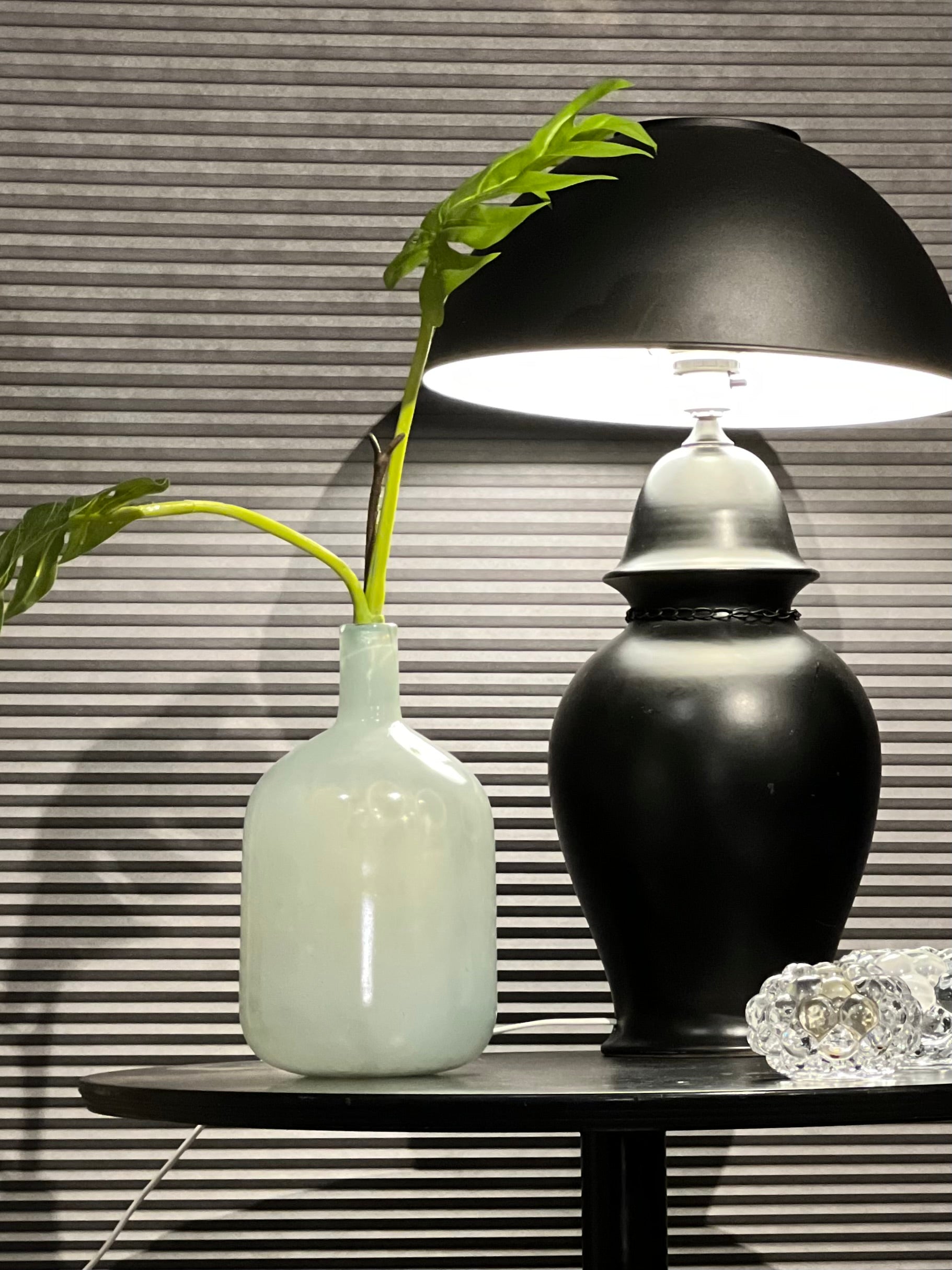 Bordlampe - Design Mystie - Kvalitetsbrukt Møbel fra Hjembruket AS på Hjembruket