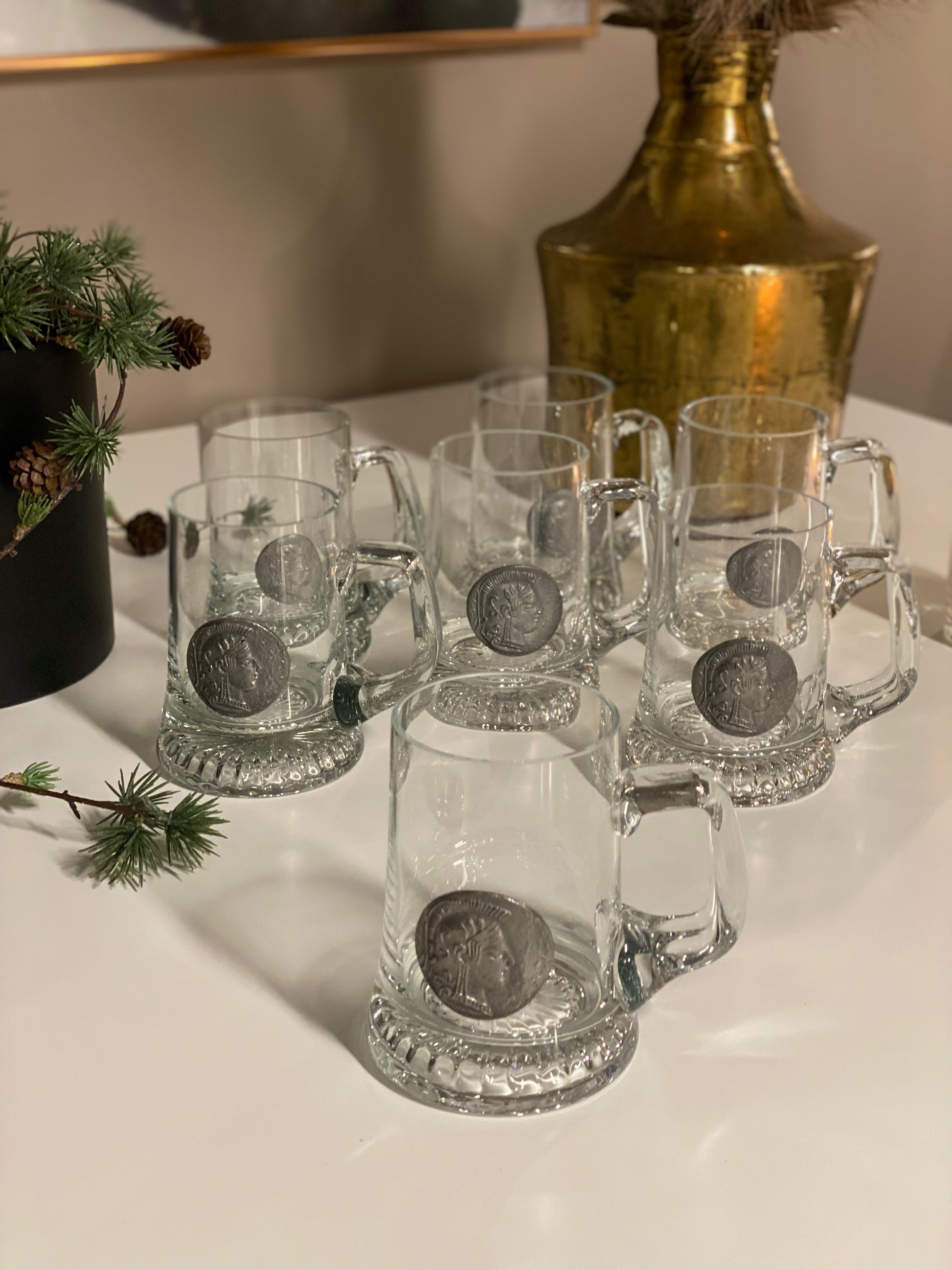 1970’s Rastal ølkurs med tinnmynt. - Kvalitetsbrukt Møbel fra Hjembruket på Hjembruket