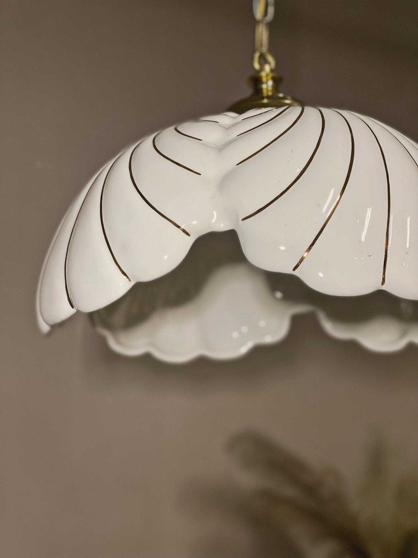 Italiensk vintage! Art Nouveau sea shell pendant - Kvalitetsbrukt Møbel fra Hjembruket på Hjembruket